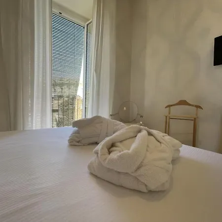 Apartment Center